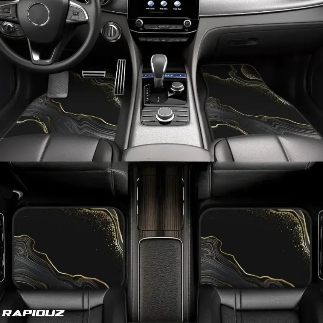 Dois tapetes automotivos Ultra Realista instalados na frente e dois atrás do carro