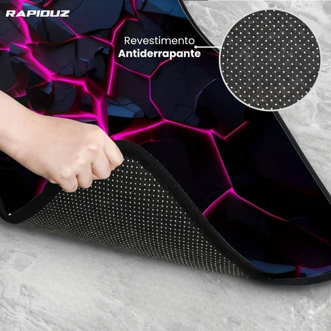 Tapete de carro com base antiderrapante que evita deslizamento durante o uso